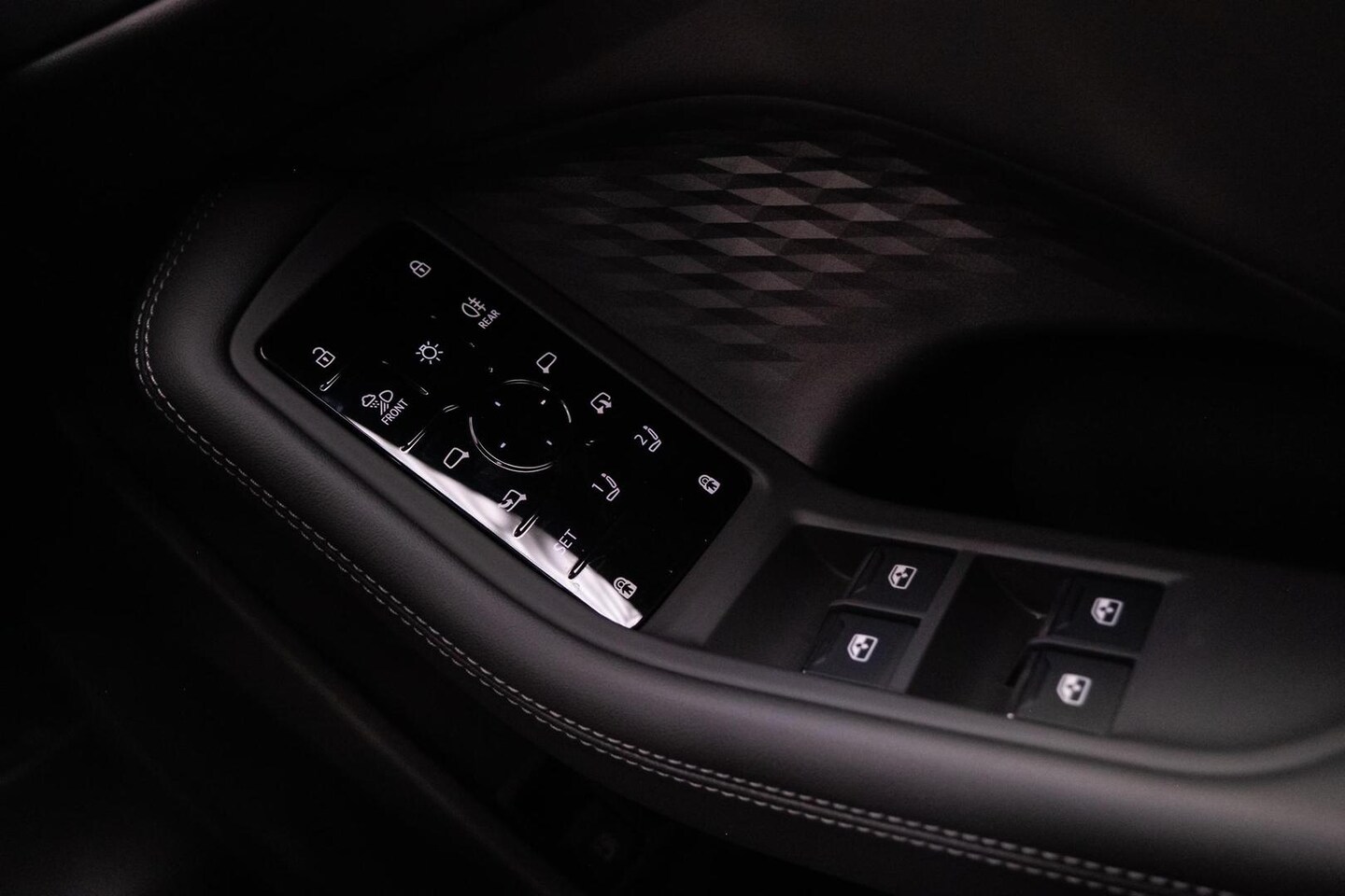 Image about Audi A5 Avant TFSI e e-hybrid quattro 270 kW S tronic