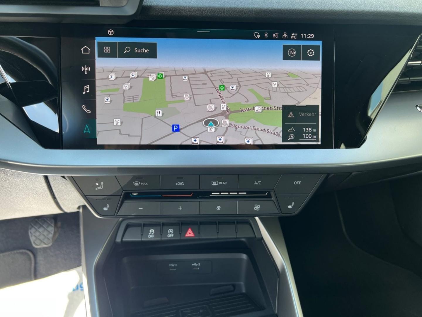 Bild über Audi A3 Sportback advanced 30 TFSI Schaltgetriebe - für weitere Informationen kontaktieren Sie den Audi Partner