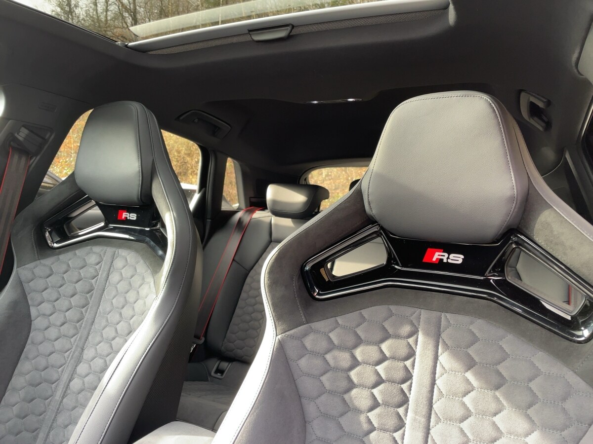 Image about Audi RS 3 Sportback TFSI quattro S tronic