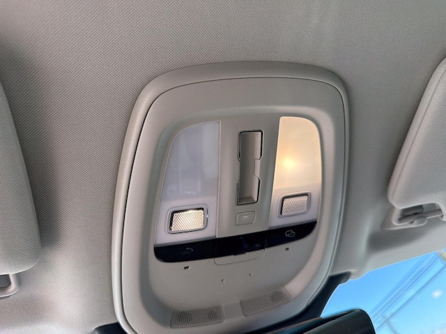 2025 Volvo XC90 Plug-In Hybrid