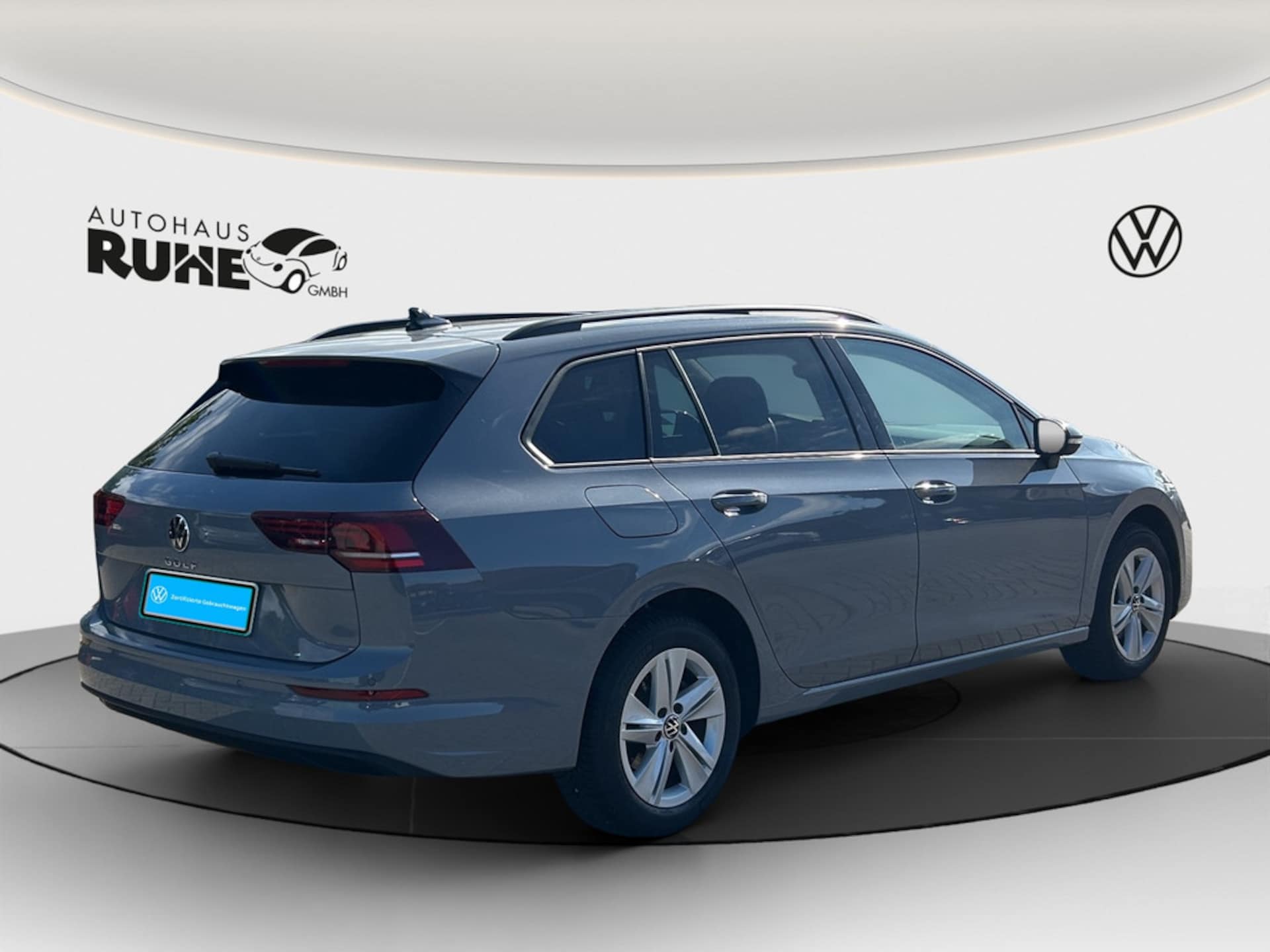 Volkswagen Golf Variant Life
