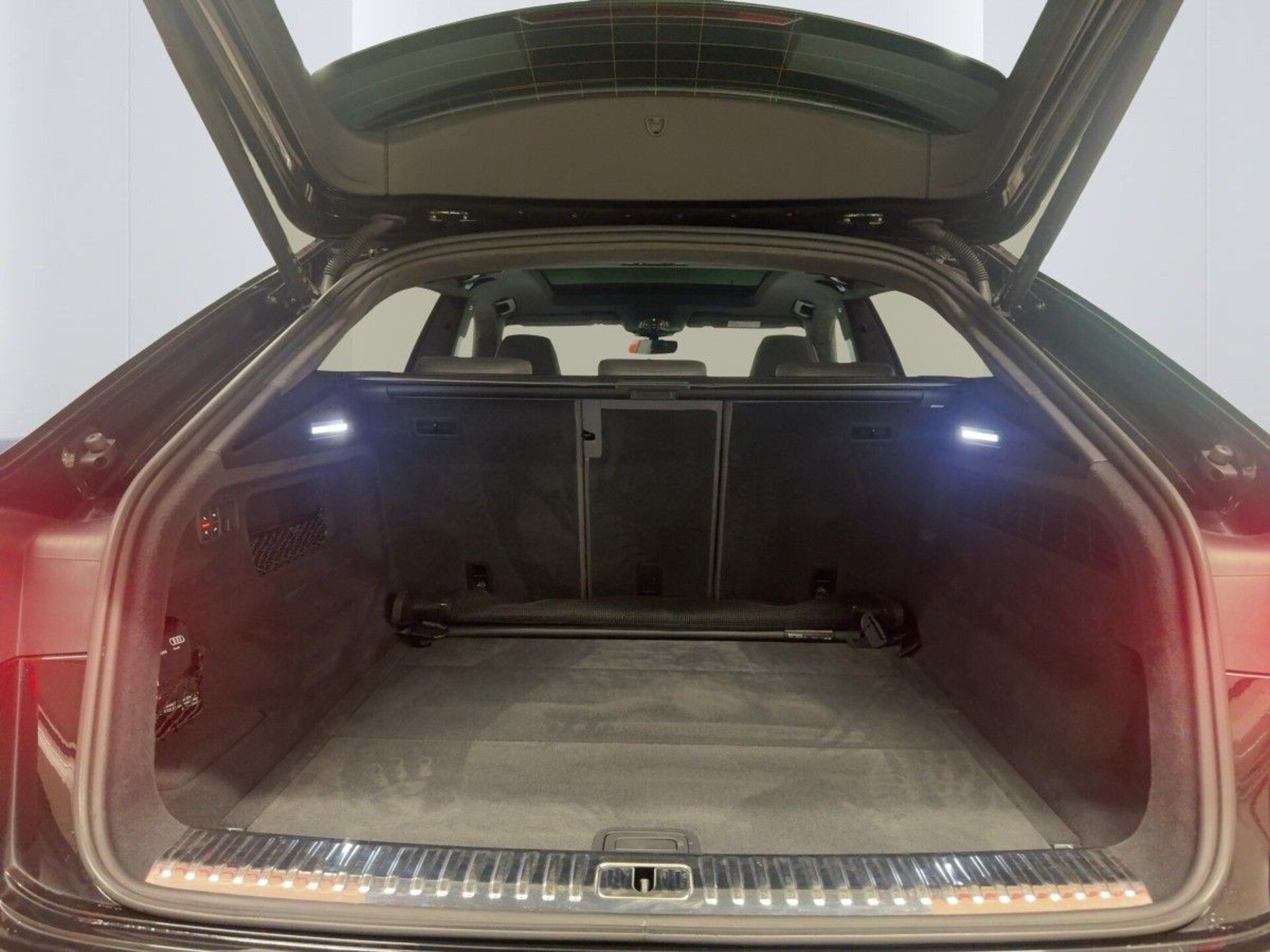 Audi SQ8 SUV