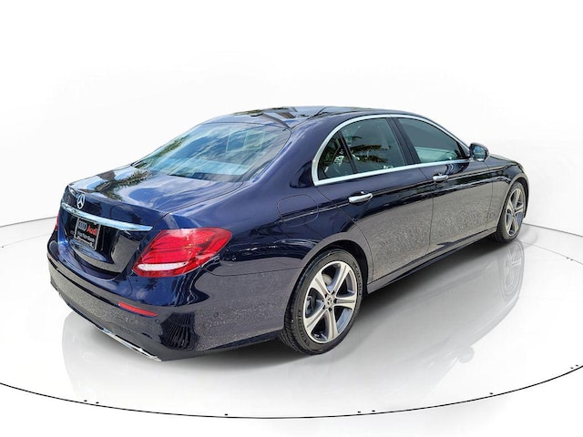2019 Mercedes-Benz E 300