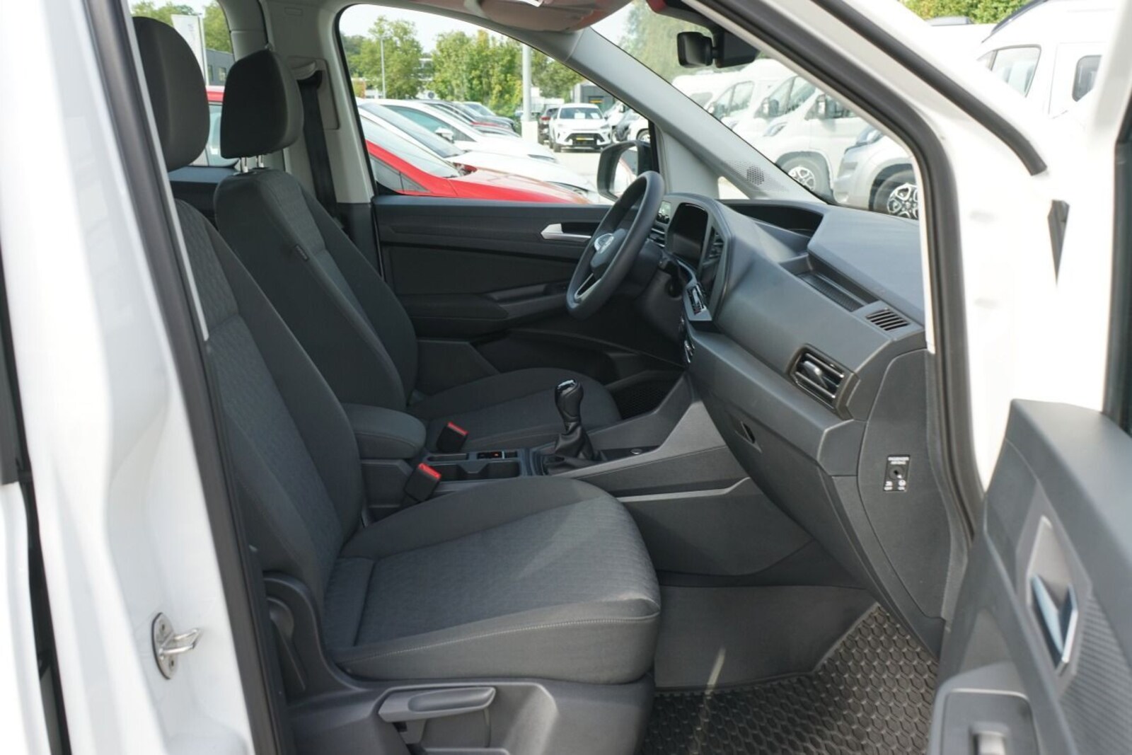 Volkswagen Caddy Maxi – Bild 8
