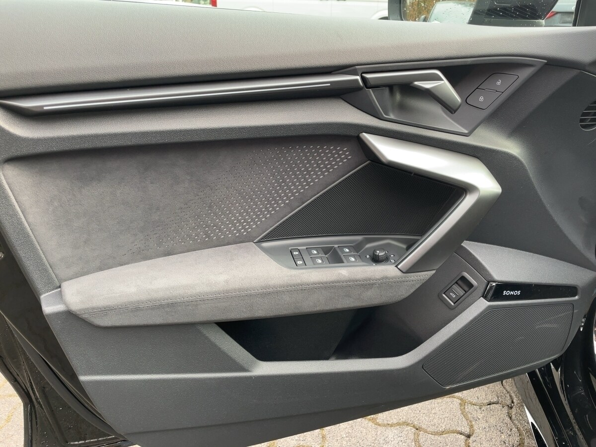 Image about Audi RS 3 Sportback TFSI quattro S tronic