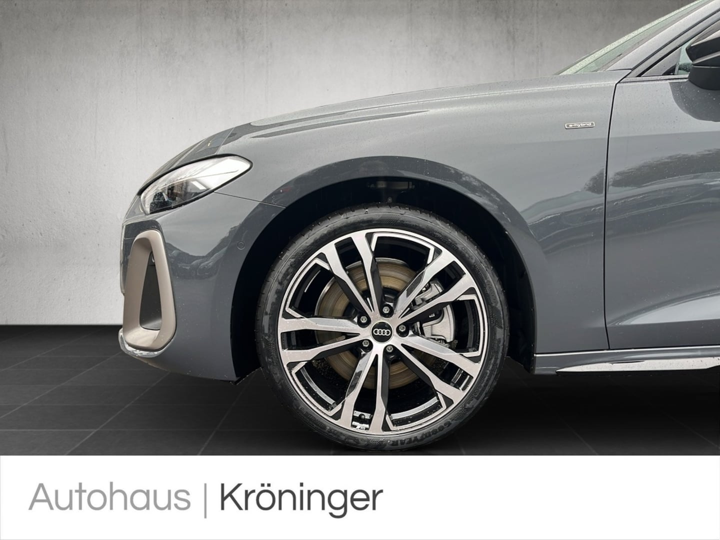 Bild über Audi A5 Avant e-hybrid e-hybrid quattro 220 kW S tronic - für weitere Informationen kontaktieren Sie den Audi Partner