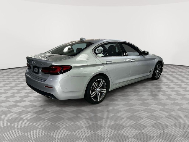 2021 BMW 530i
