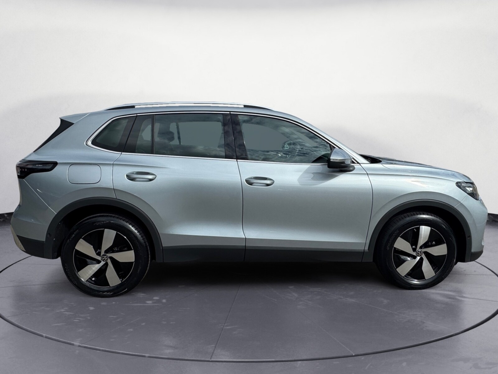 Volkswagen Tiguan – Bild 6