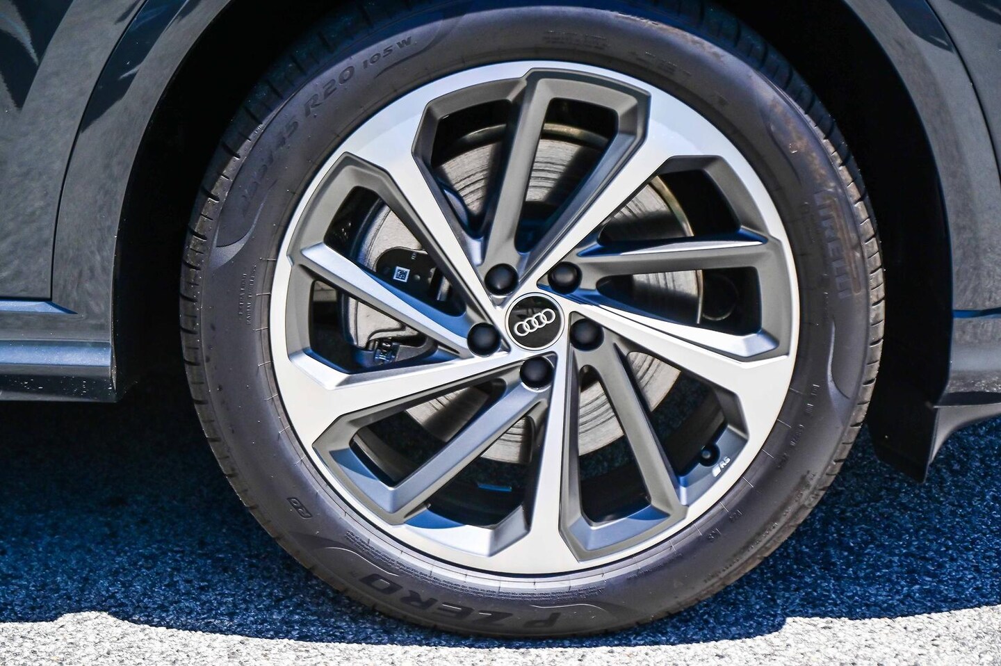 Image about Audi Q5 SUV TDI quattro 150 kW sport