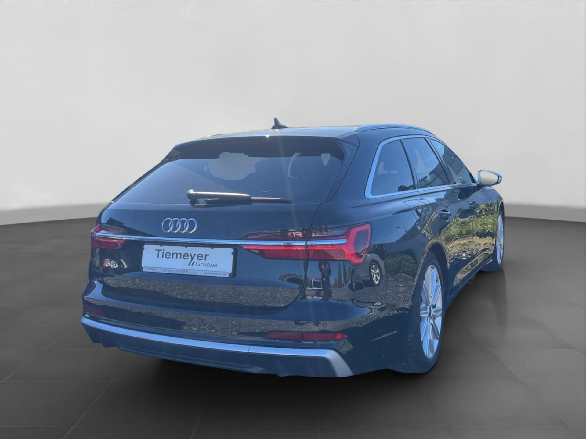Audi S6 Avant