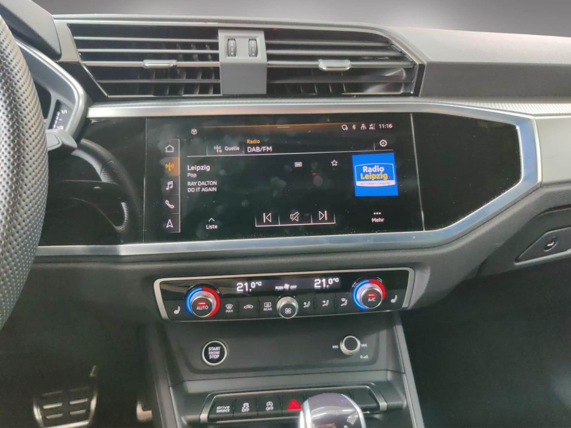 Audi Q3 Sportback S line