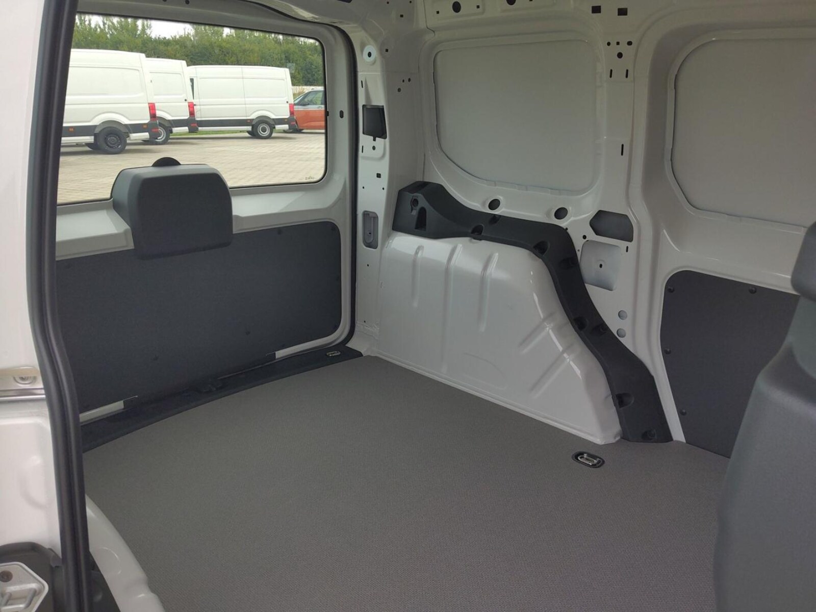 Volkswagen Caddy Cargo – Bild 18