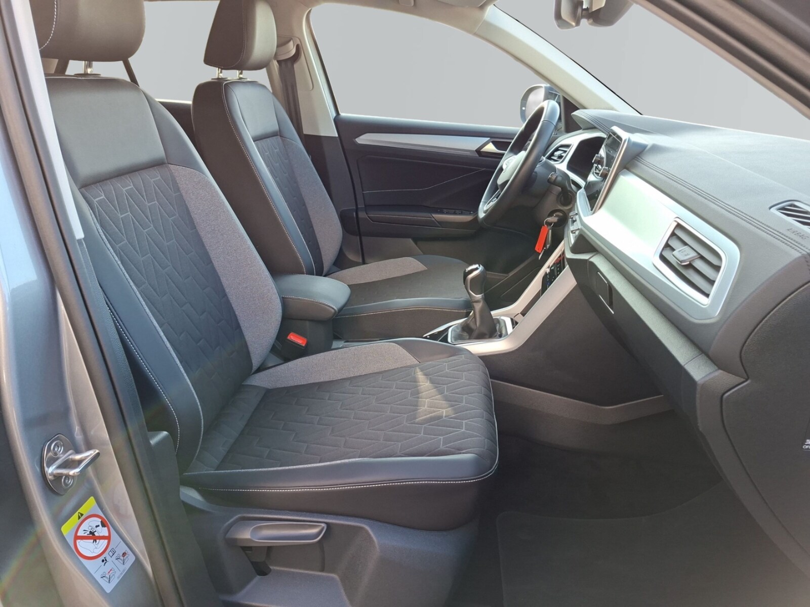 Volkswagen T-Roc – Bild 9