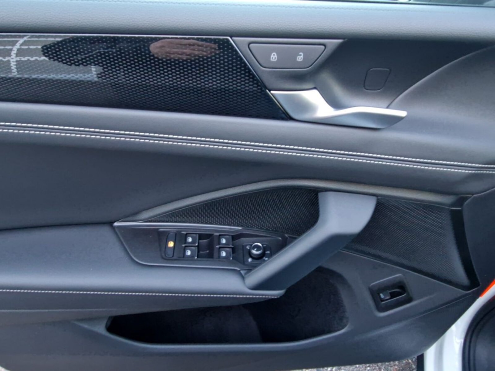 Volkswagen Tiguan – Bild 11
