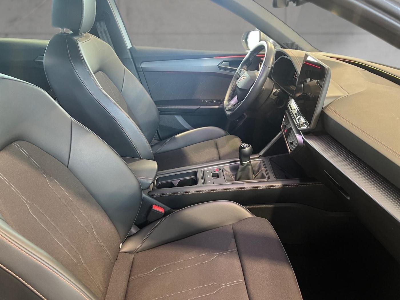 CUPRA Leon León 1.5 TSI 110 kW (150 CV) — photo 5