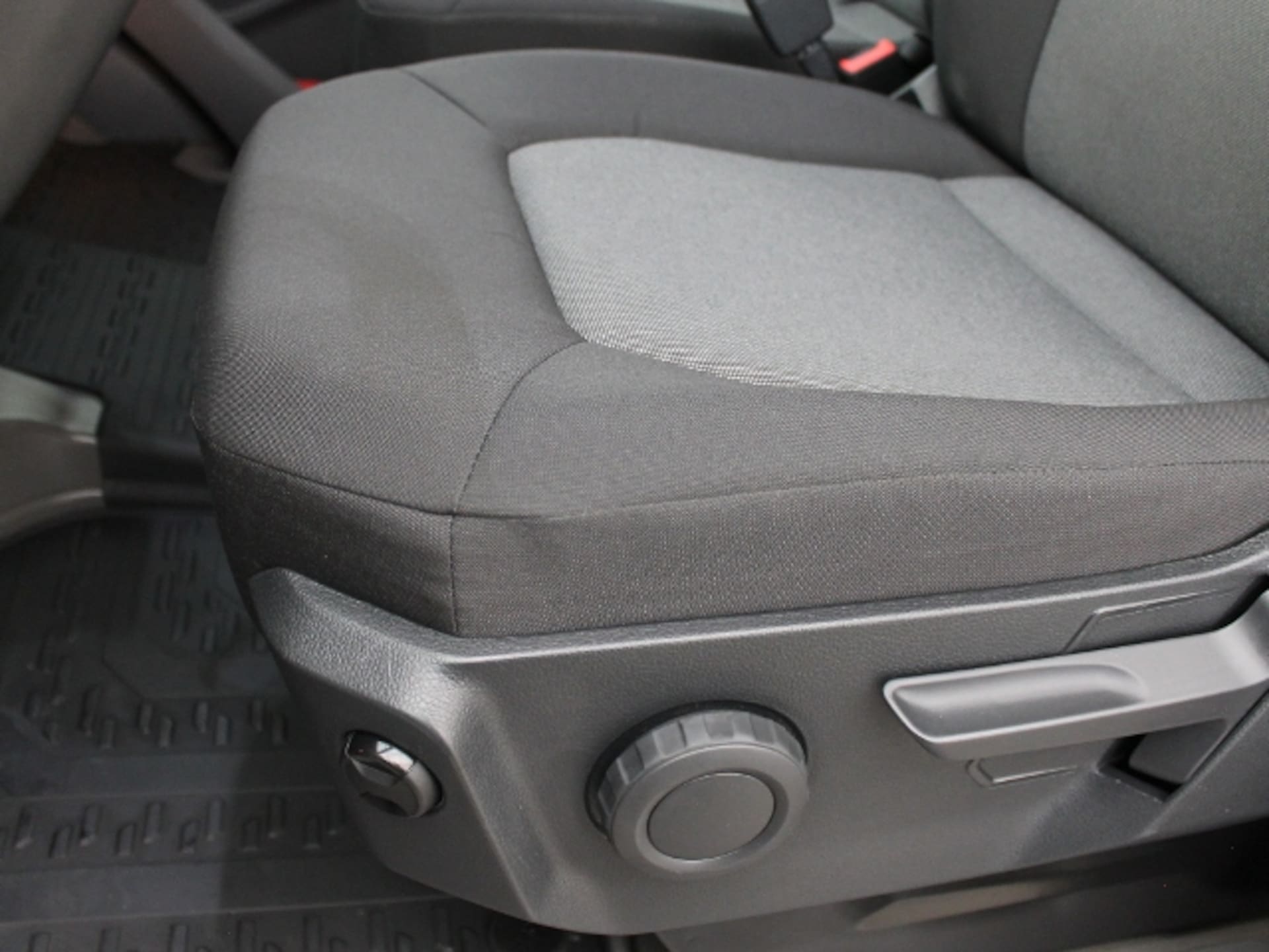 Volkswagen Crafter Kasten langer Radstand