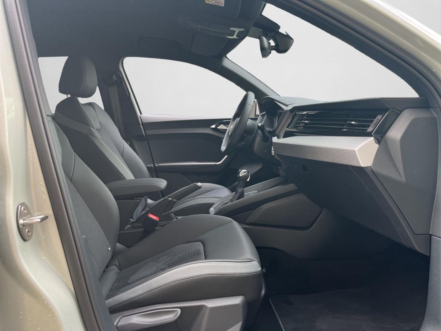 Image about Audi A1 Sportback S line 40 TFSI S tronic