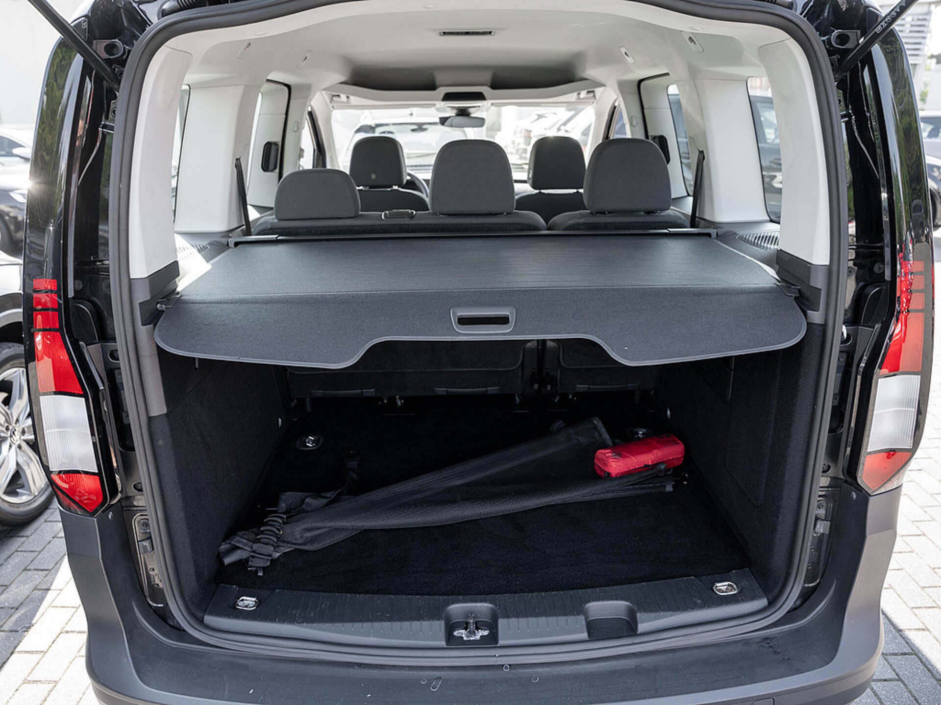 Volkswagen Caddy Basis-Modell