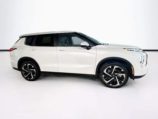 2024 Mitsubishi Outlander