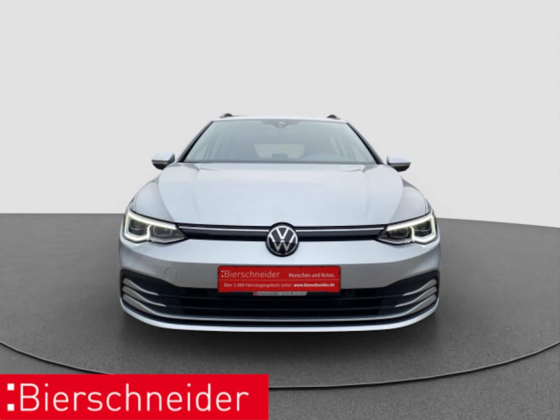 Volkswagen Golf Variant Life
