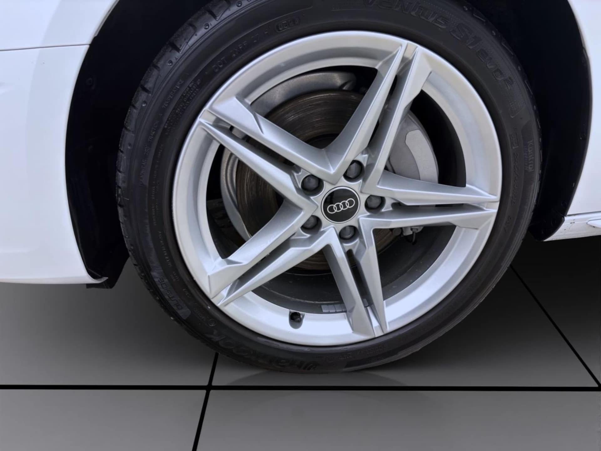 Audi A4 Avant Advanced