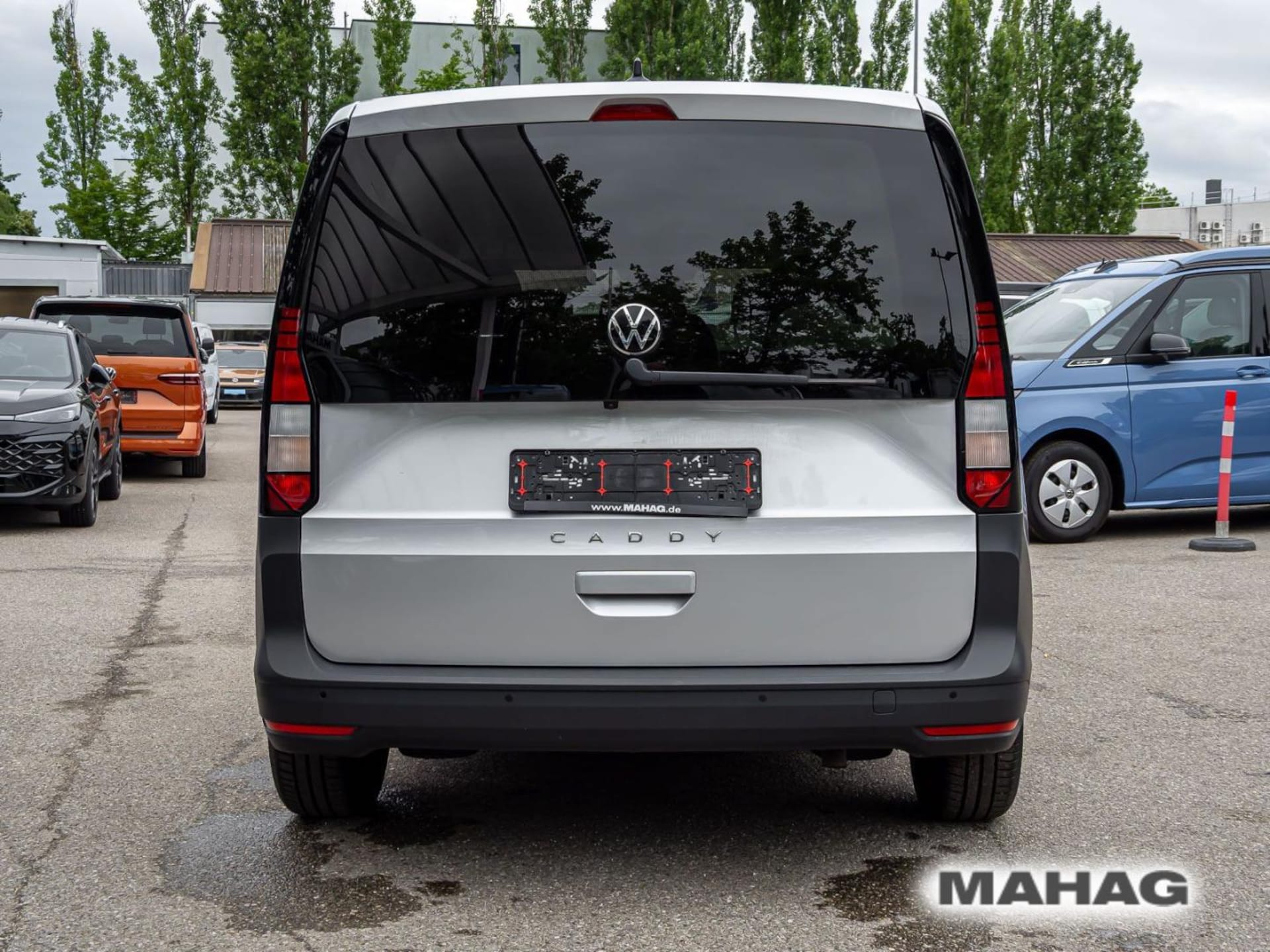 Volkswagen Caddy Basis-Modell