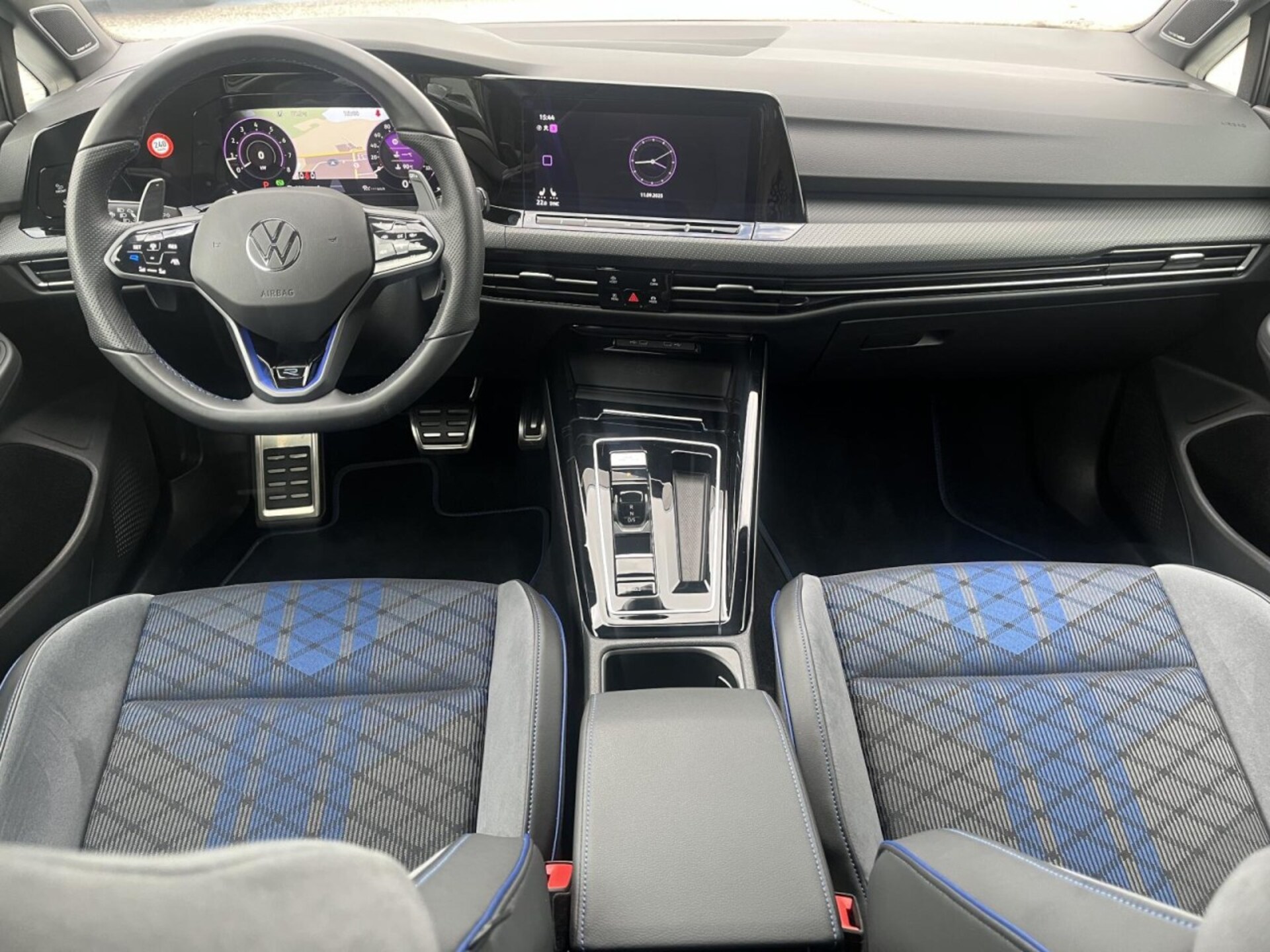Volkswagen Golf R