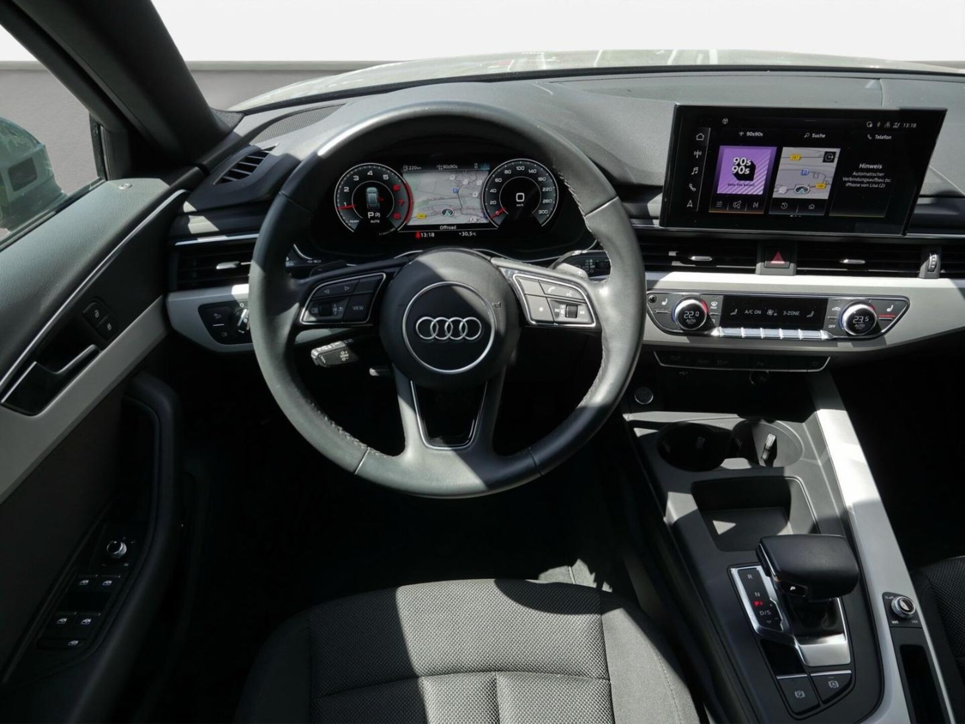 Audi A4 Avant S line