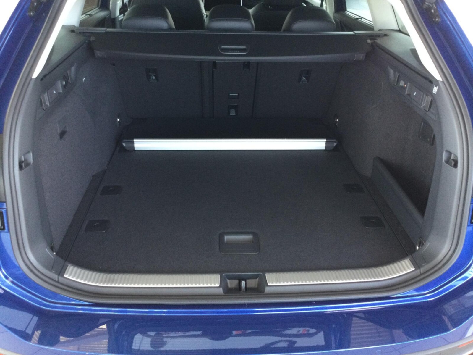 Volkswagen Passat – Bild 9