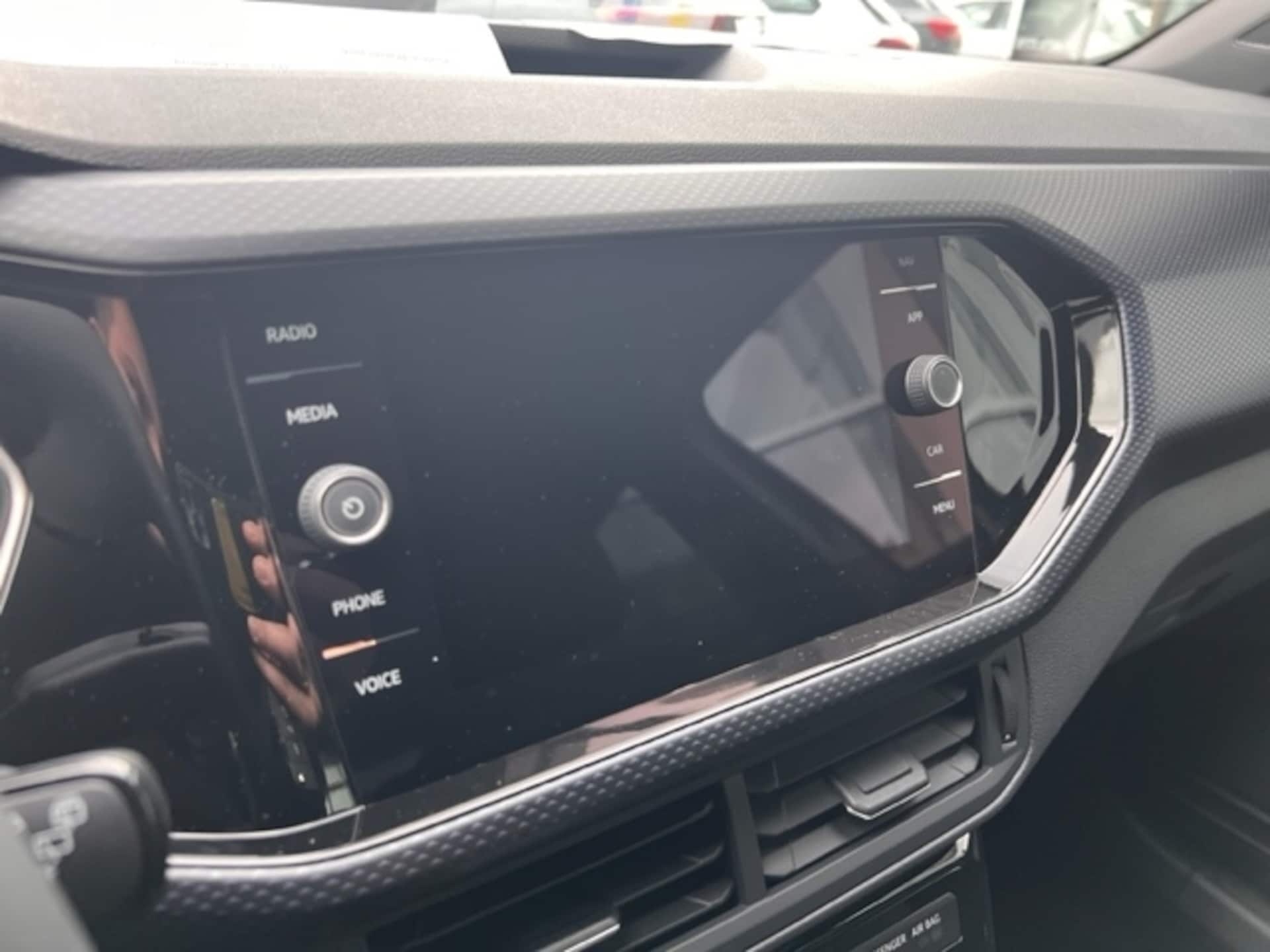Volkswagen T-Cross United