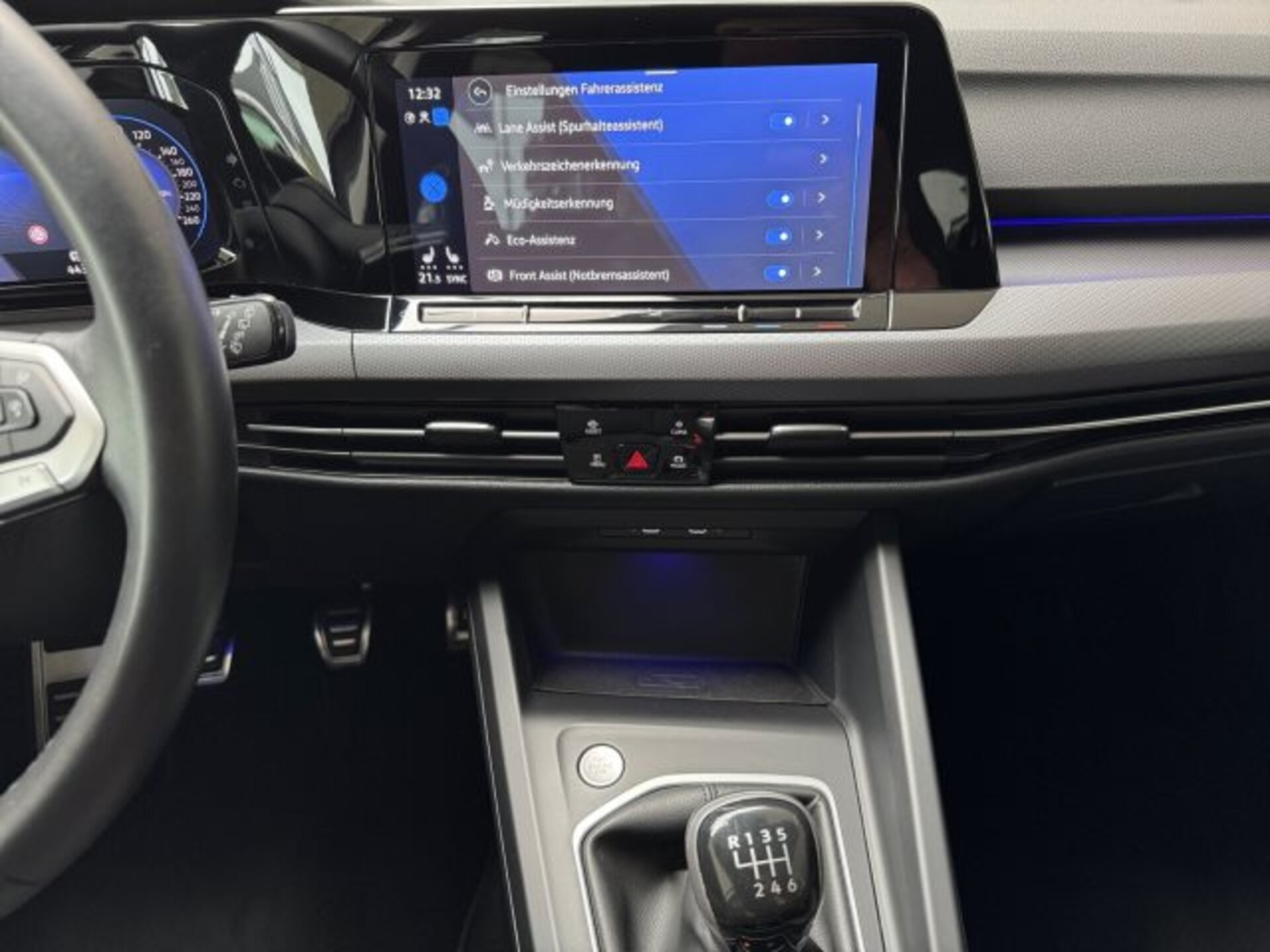Volkswagen Golf Active