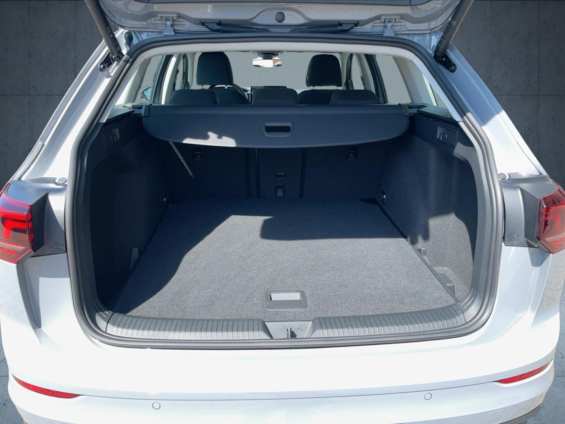 Volkswagen Golf Variant Life