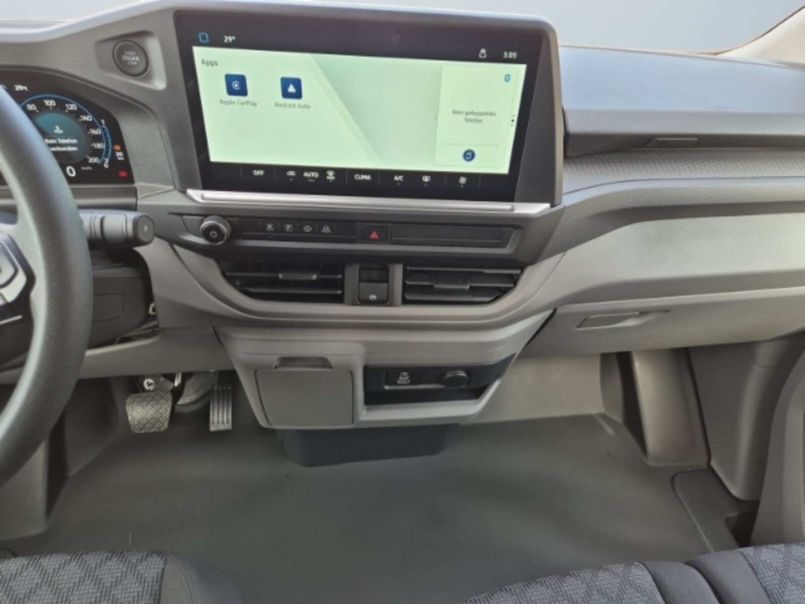 Volkswagen Transporter Kombi langer Radstand – Bild 10