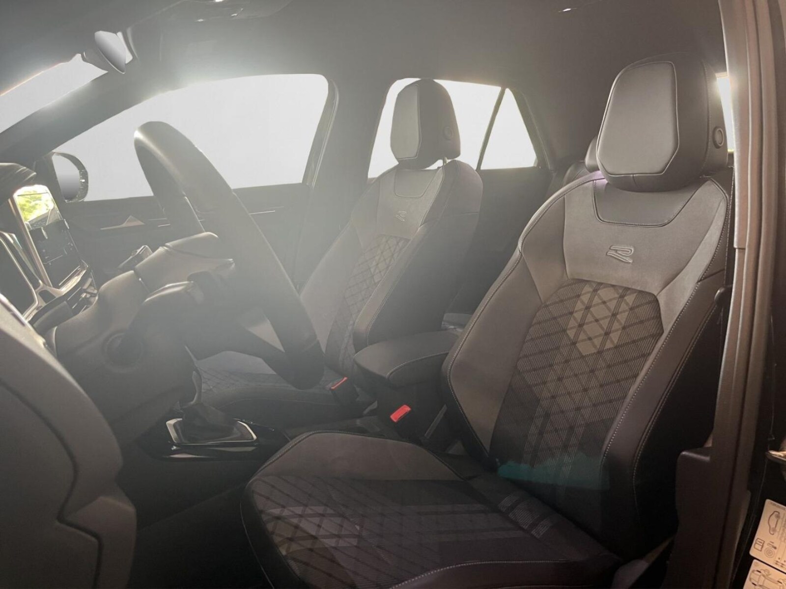 Volkswagen T-Roc – Bild 12