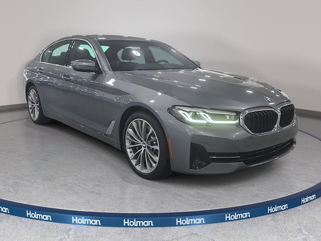 2023 BMW 530