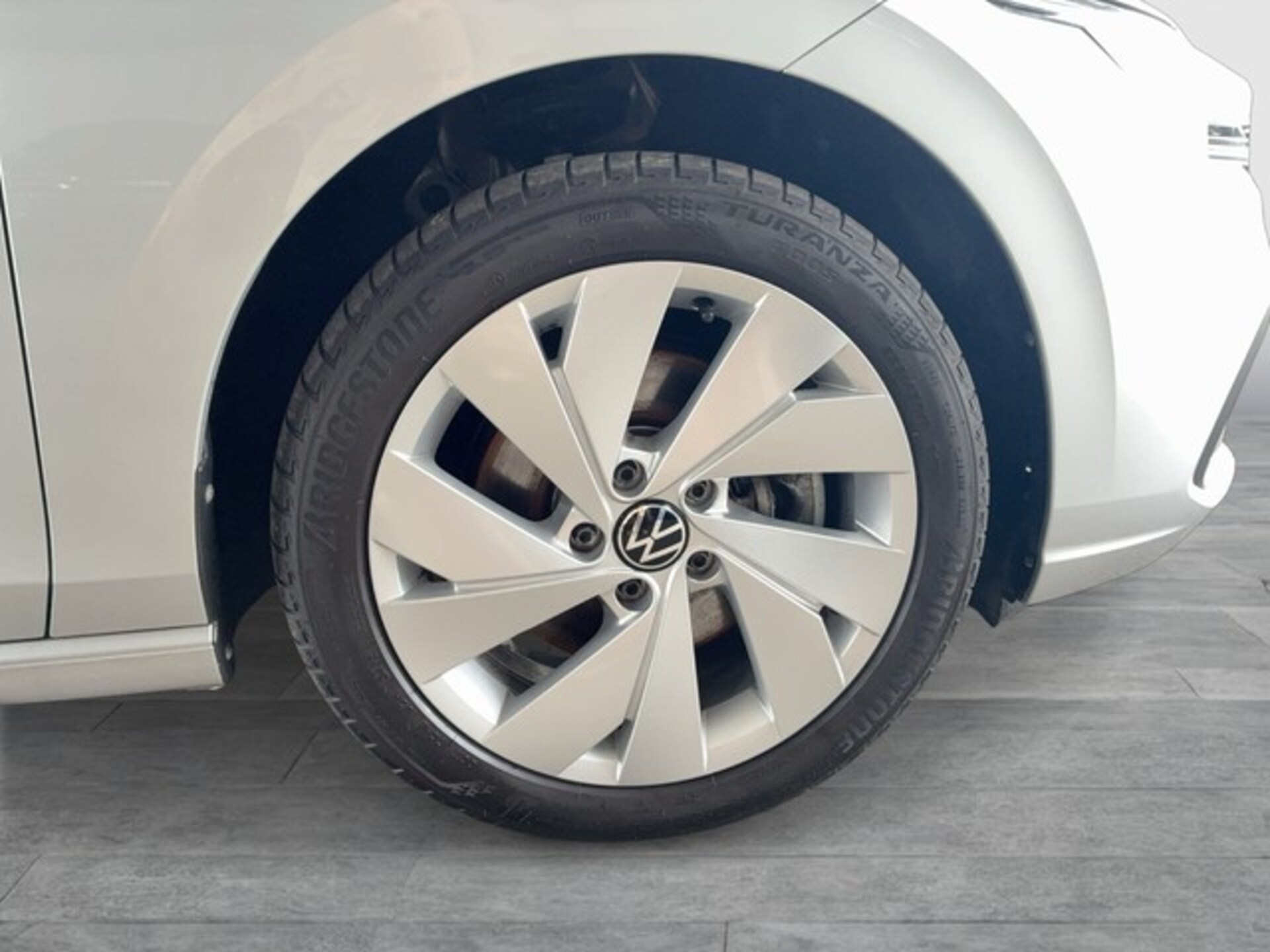 Volkswagen Golf Variant Style