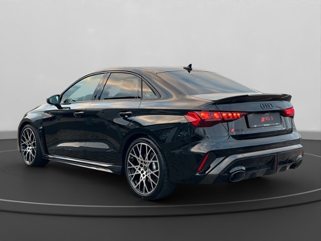 Image about Audi RS 3 Limousine TFSI quattro S tronic