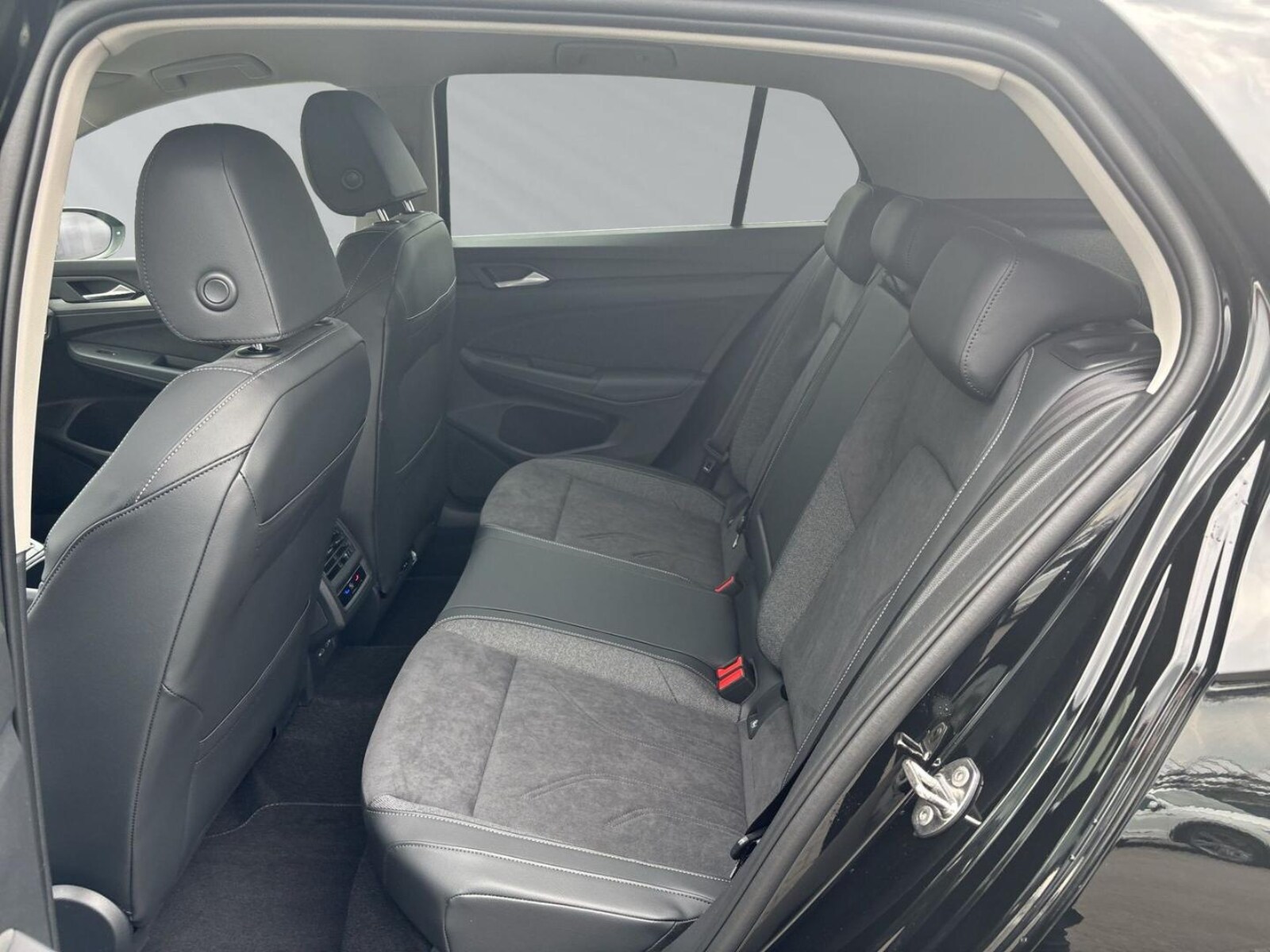 Volkswagen Golf – Bild 9