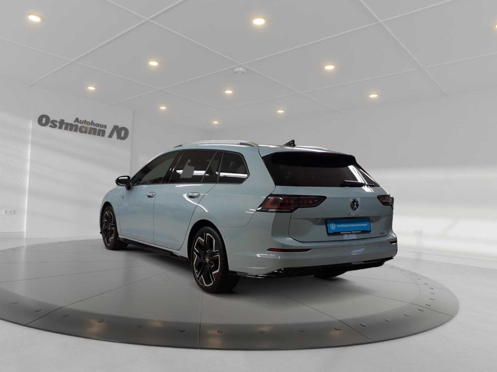 Volkswagen Golf Variant R-Line