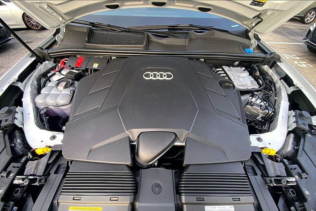 2026 Audi Q7 Premium Plus - Photo 16