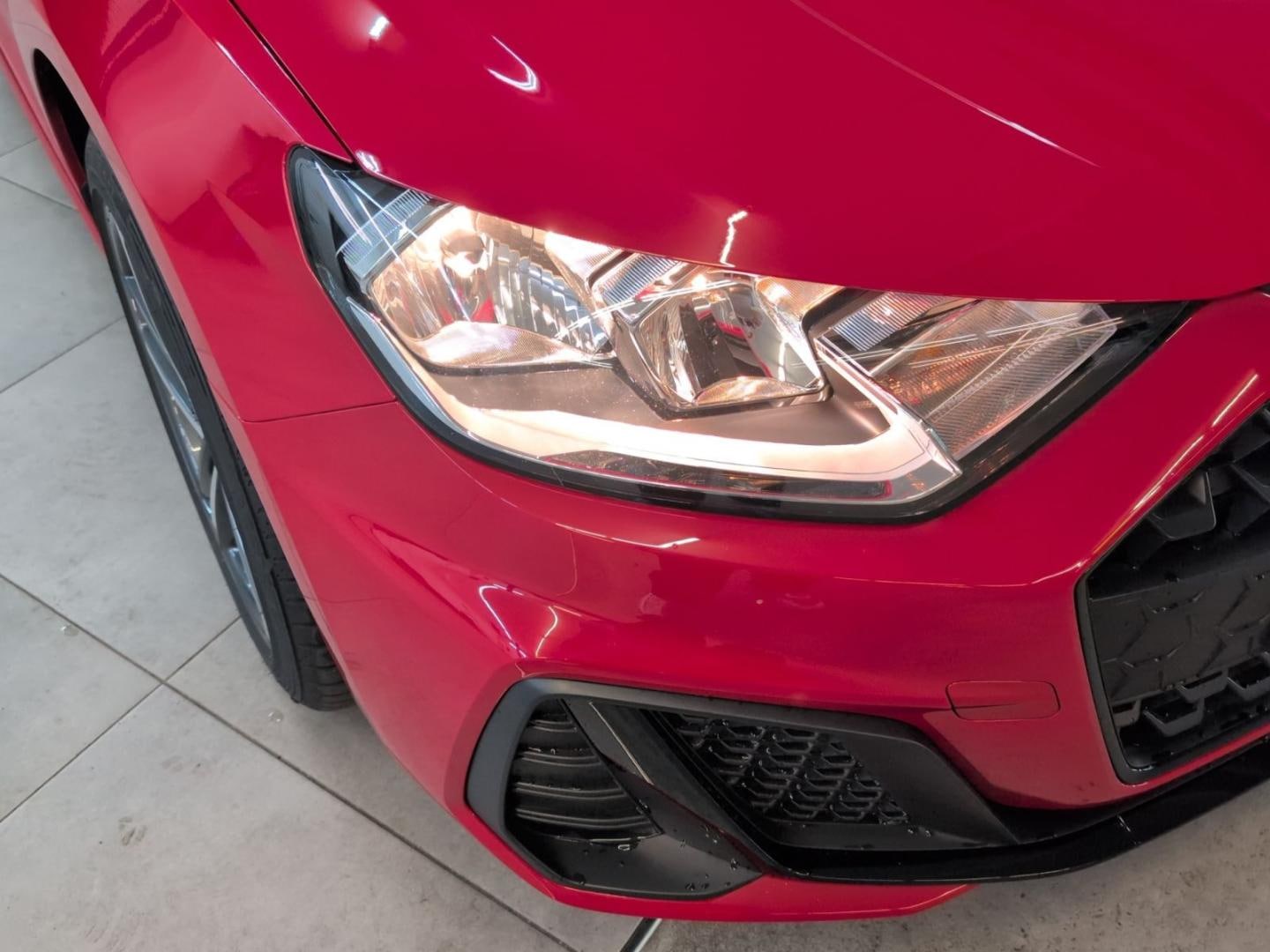 Bild über Audi A1 Sportback S line 25 TFSI S tronic - für weitere Informationen kontaktieren Sie den Audi Partner