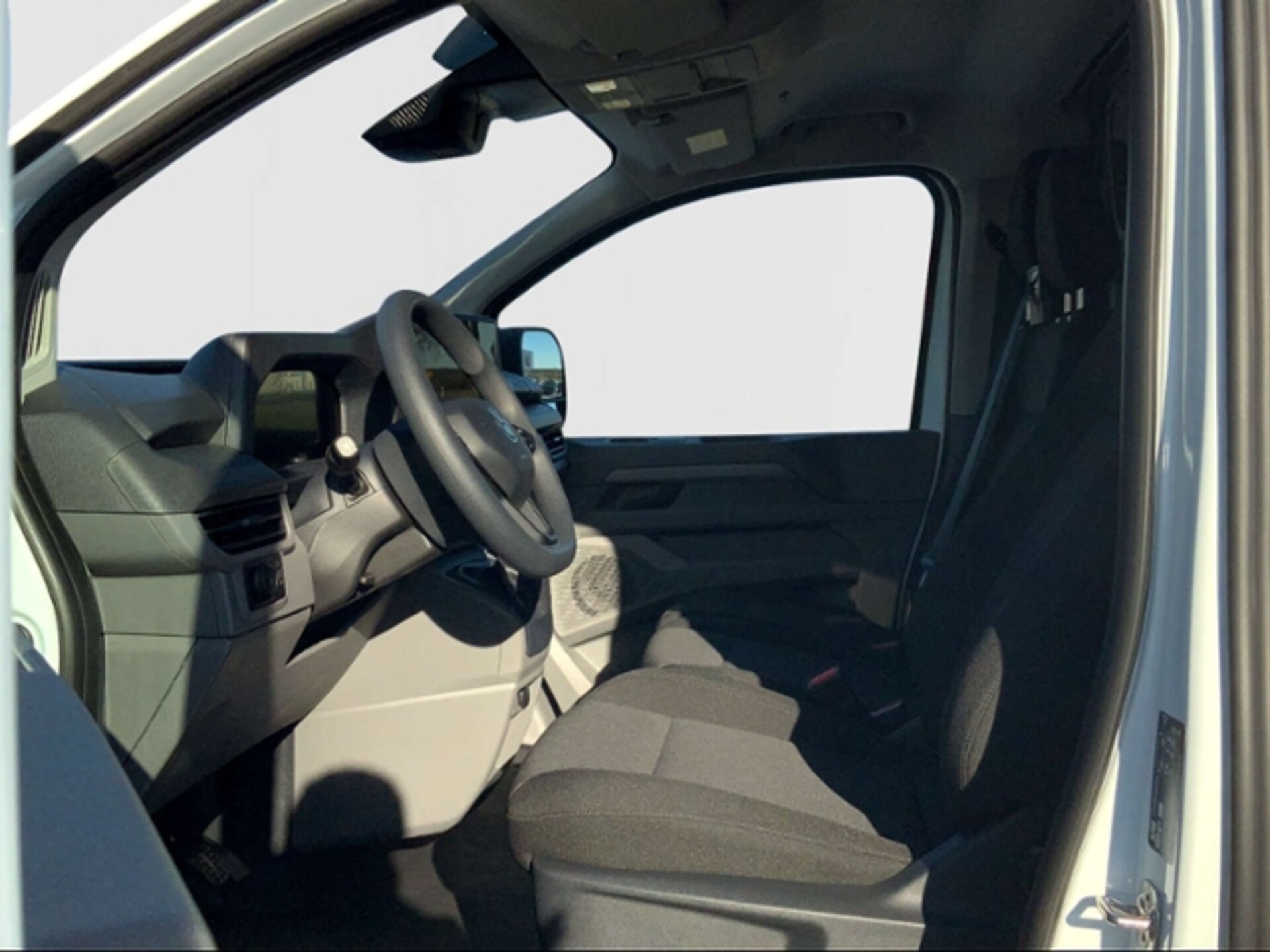 Volkswagen Transporter Kasten langer Radstand