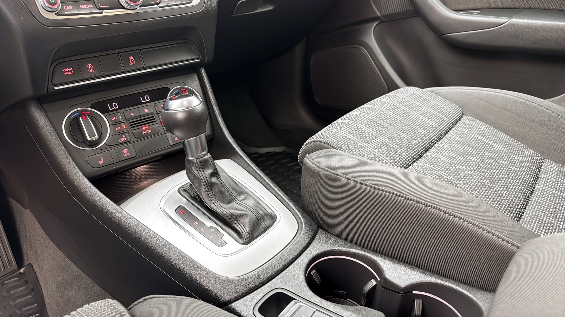Bild som visar Audi Q3 Q3 2.0 TDI quattro Proline Sport 150 hk S tronic - för mer information kontakta din Audi Partner