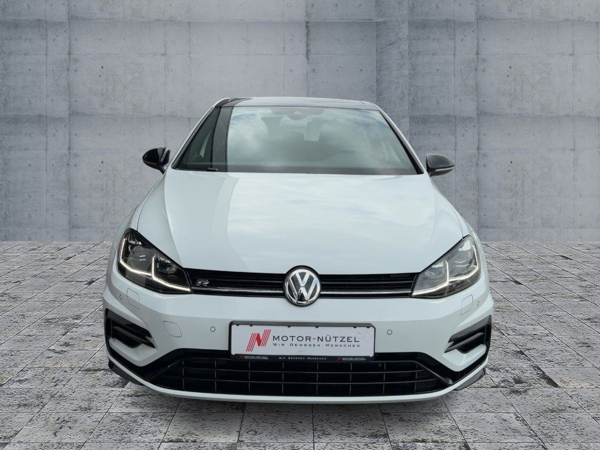 Volkswagen Golf R