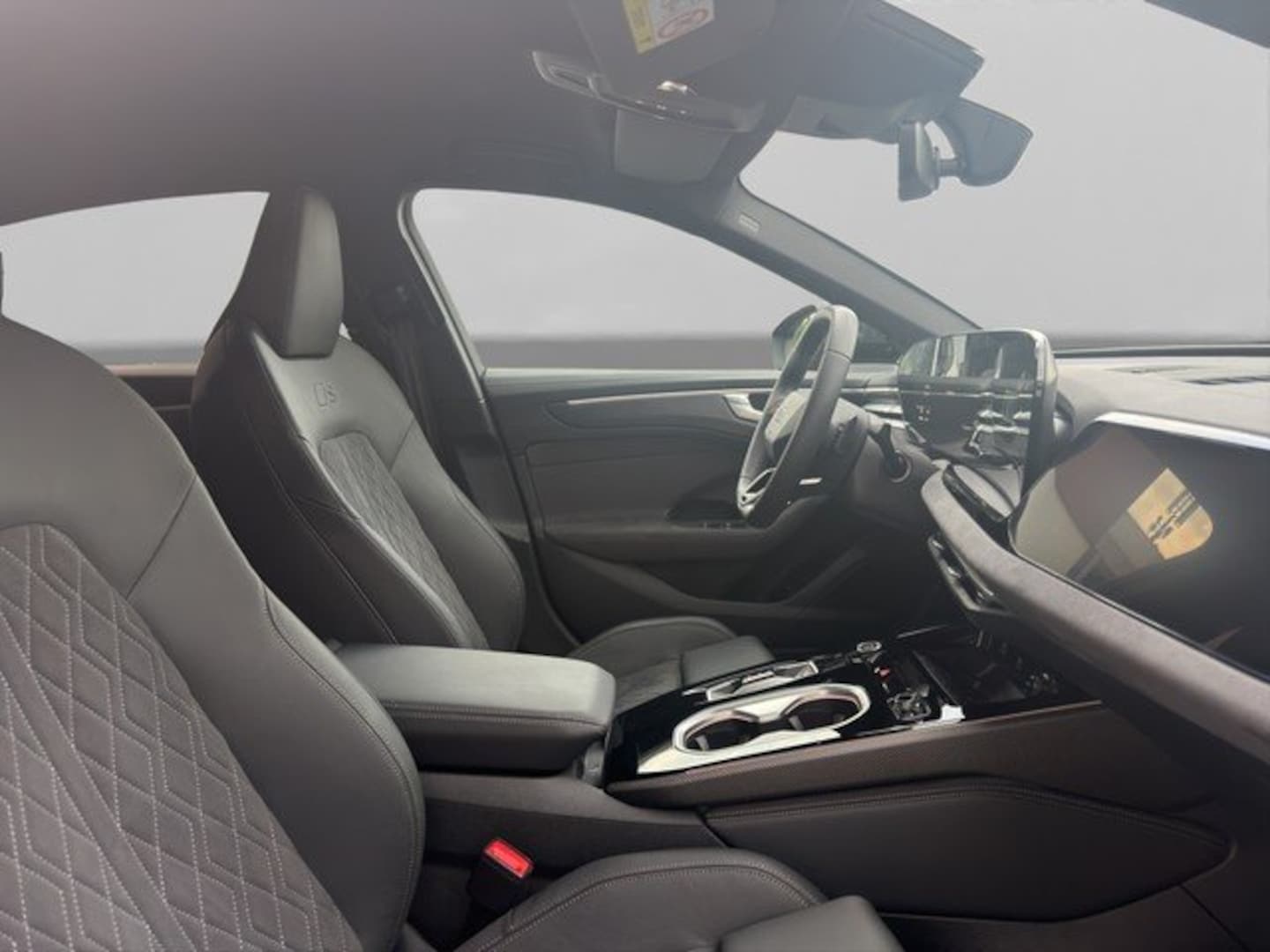 Bild über Audi A6 Limousine e-hybrid edition one e-hybrid quattro 220 kW S tronic - für weitere Informationen kontaktieren Sie den Audi Partner