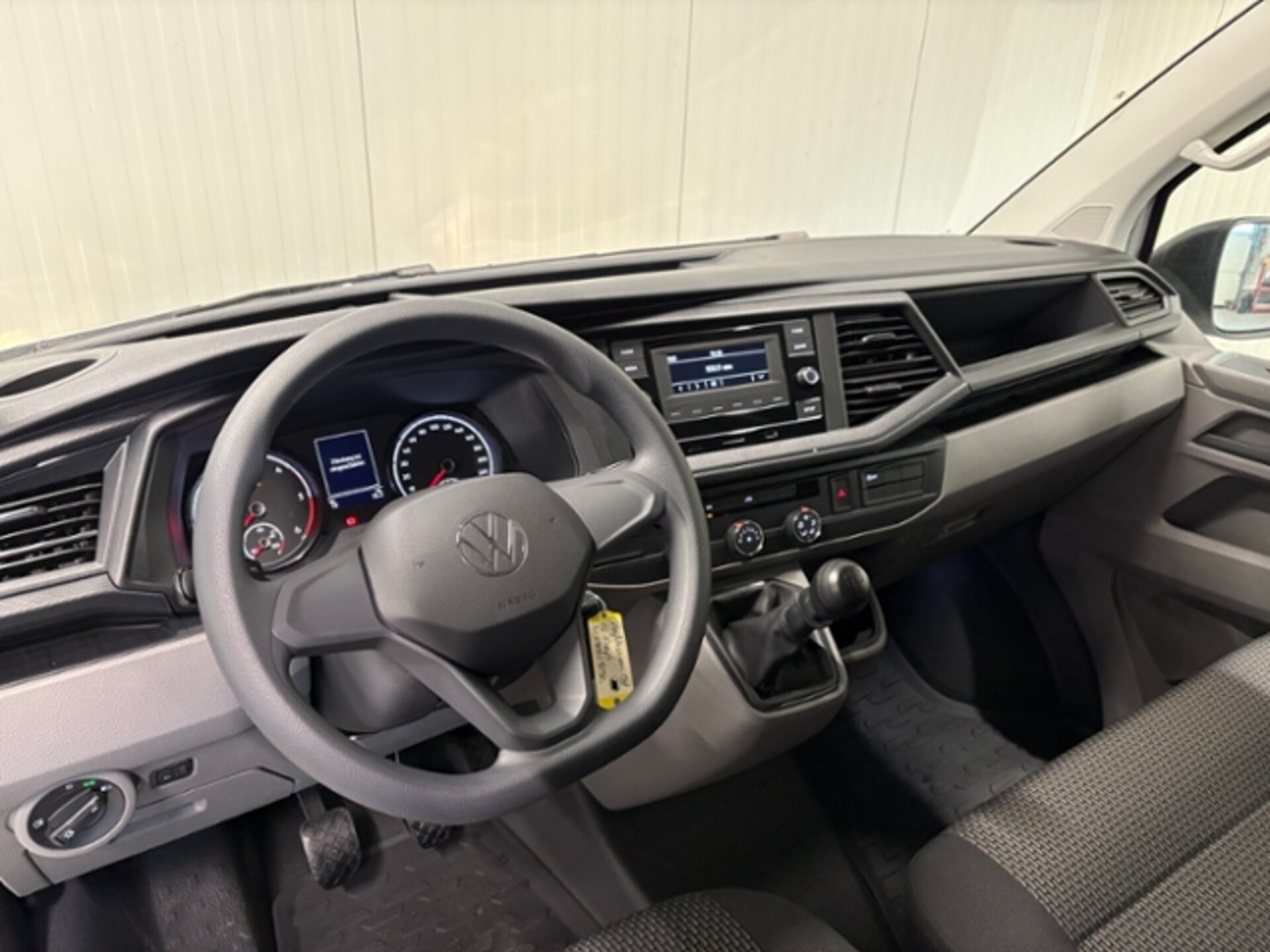 Volkswagen T6.1 Transporter Kasten kurzer Radstand