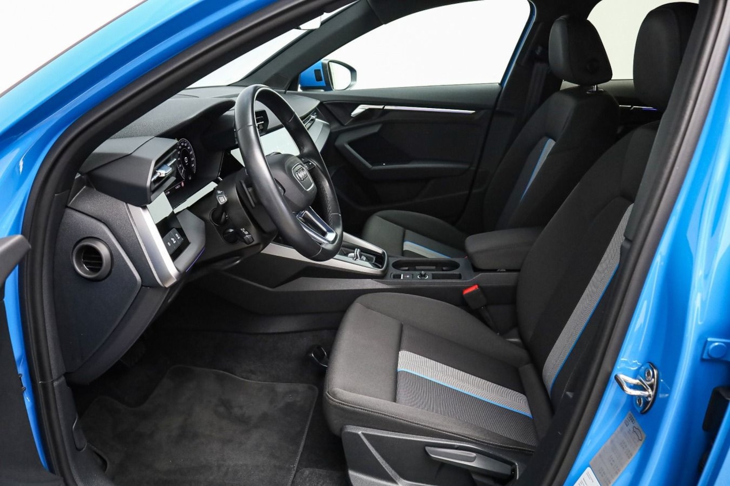 Bild über Audi A3 Sportback TFSI e S line 40 TFSI e S tronic - für weitere Informationen kontaktieren Sie den Audi Partner