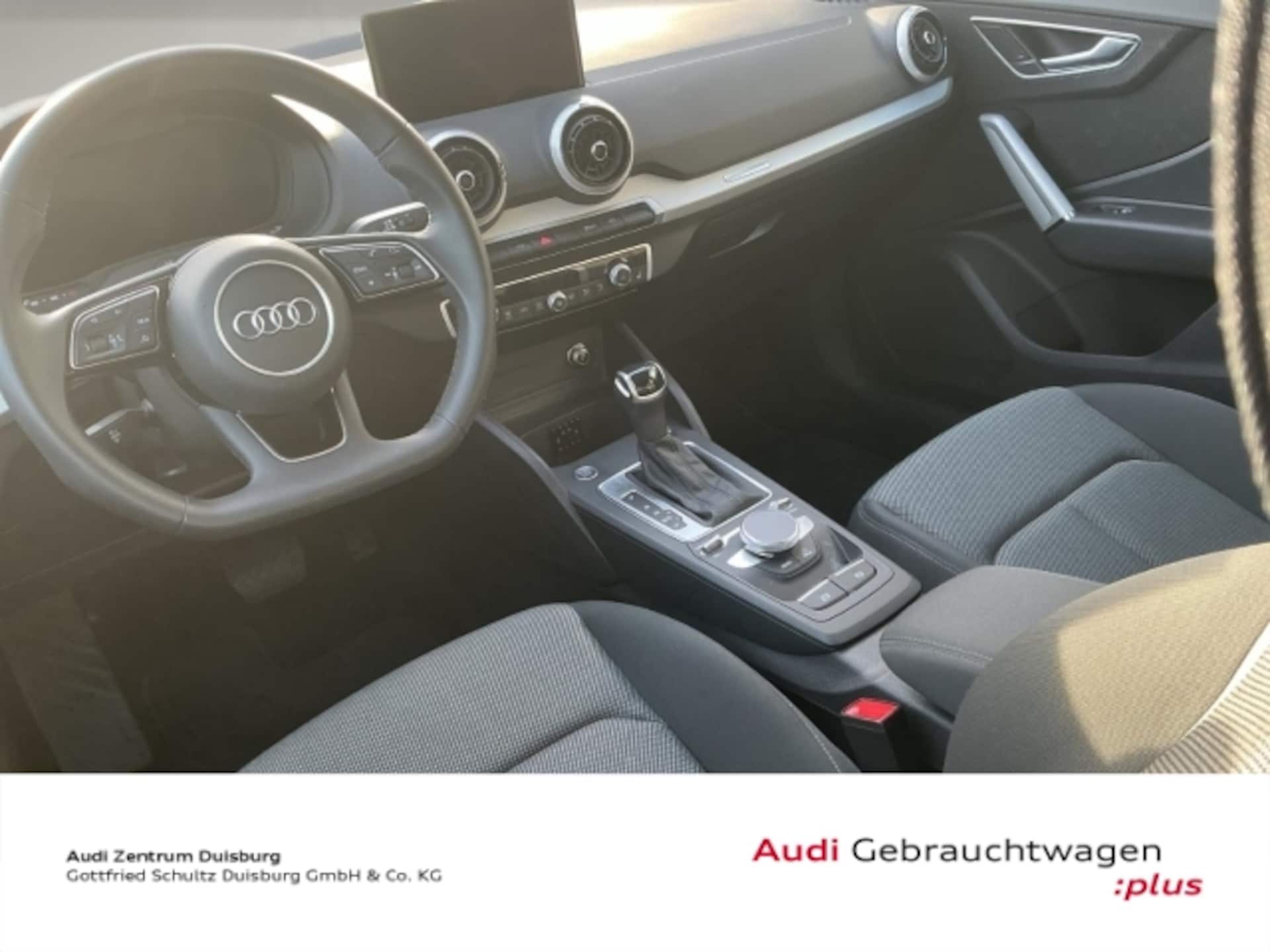 Audi Q2 S line