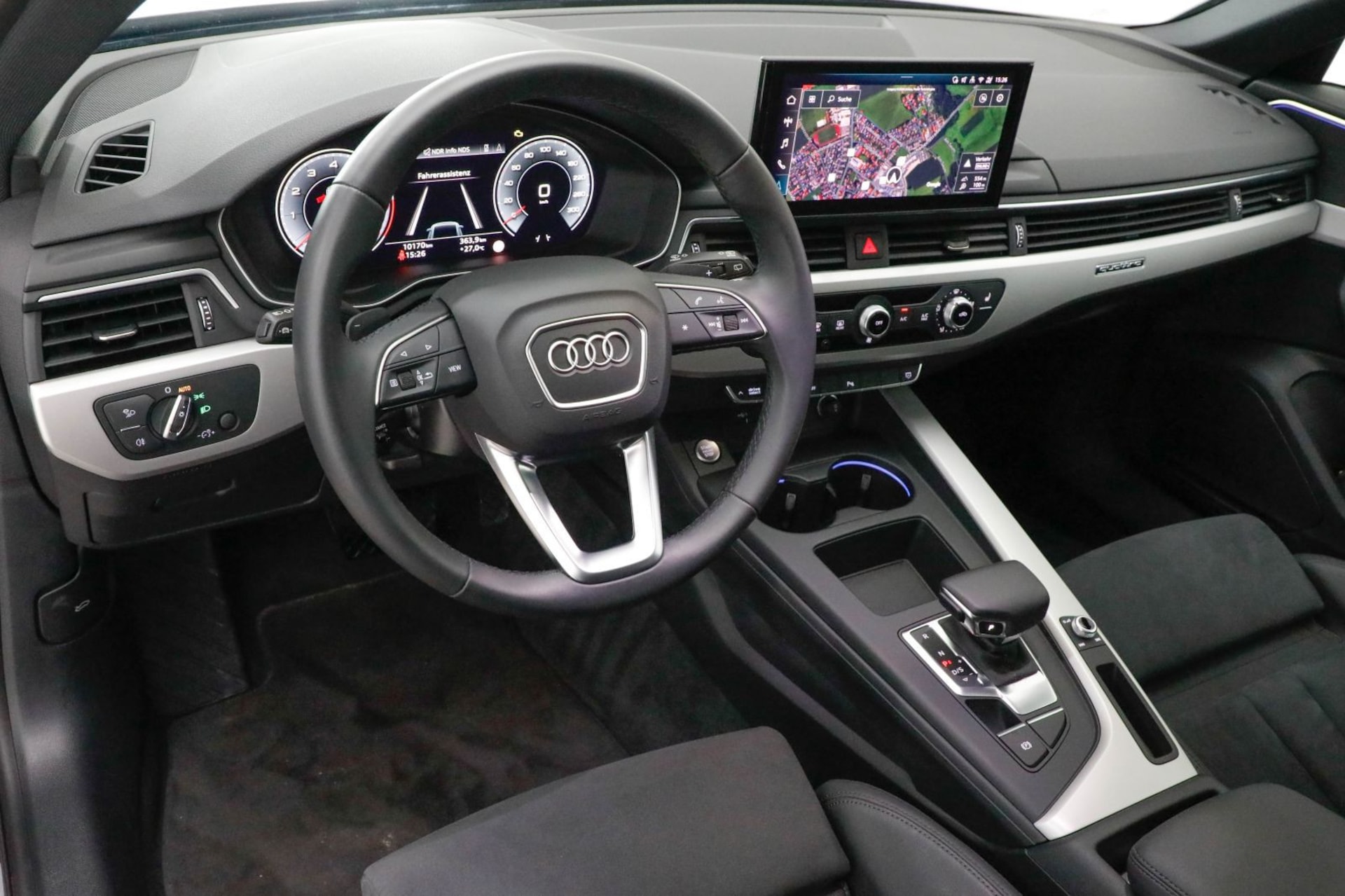 Audi A4 Avant S line