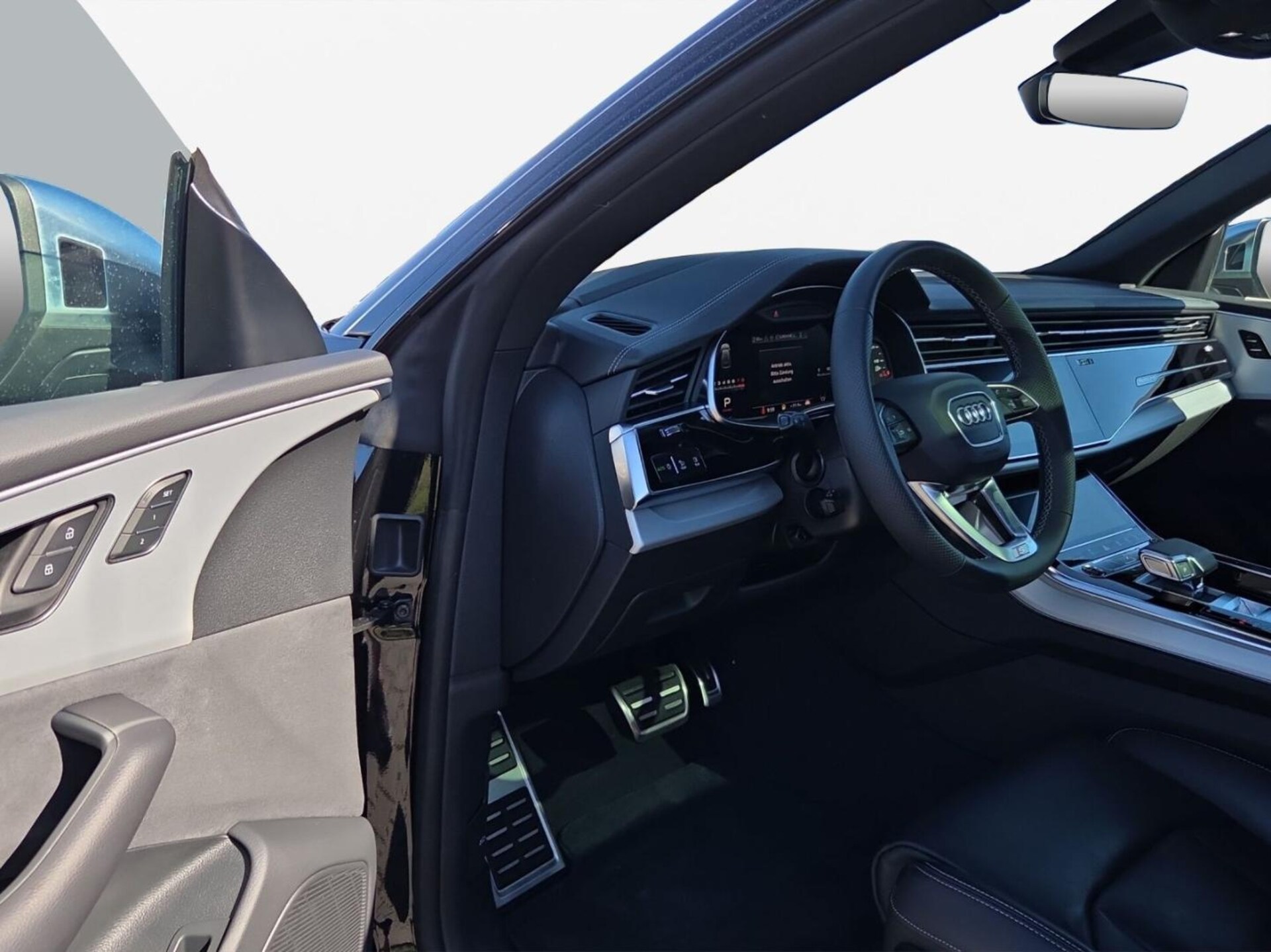 Audi SQ8 SUV
